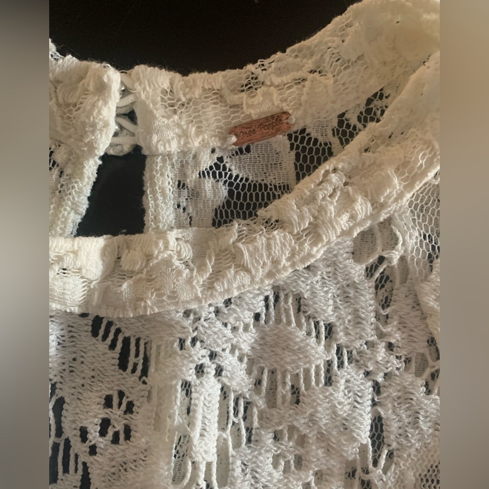 Free People Ivory Sleeveless Lace Top Sz XS - Picture 3 of 8